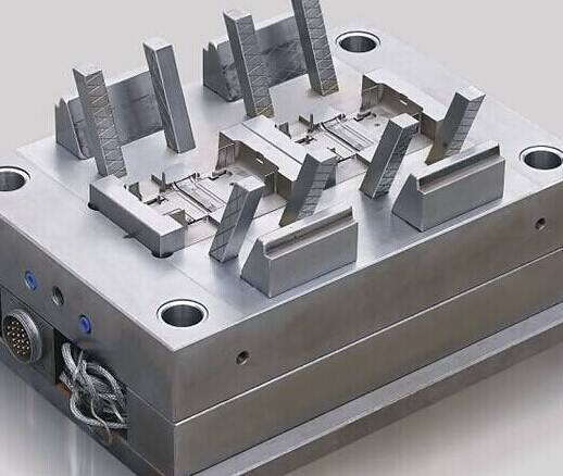 注塑模具在緩解角逐壓力開模注塑_深圳香蕉黄视频下载模具